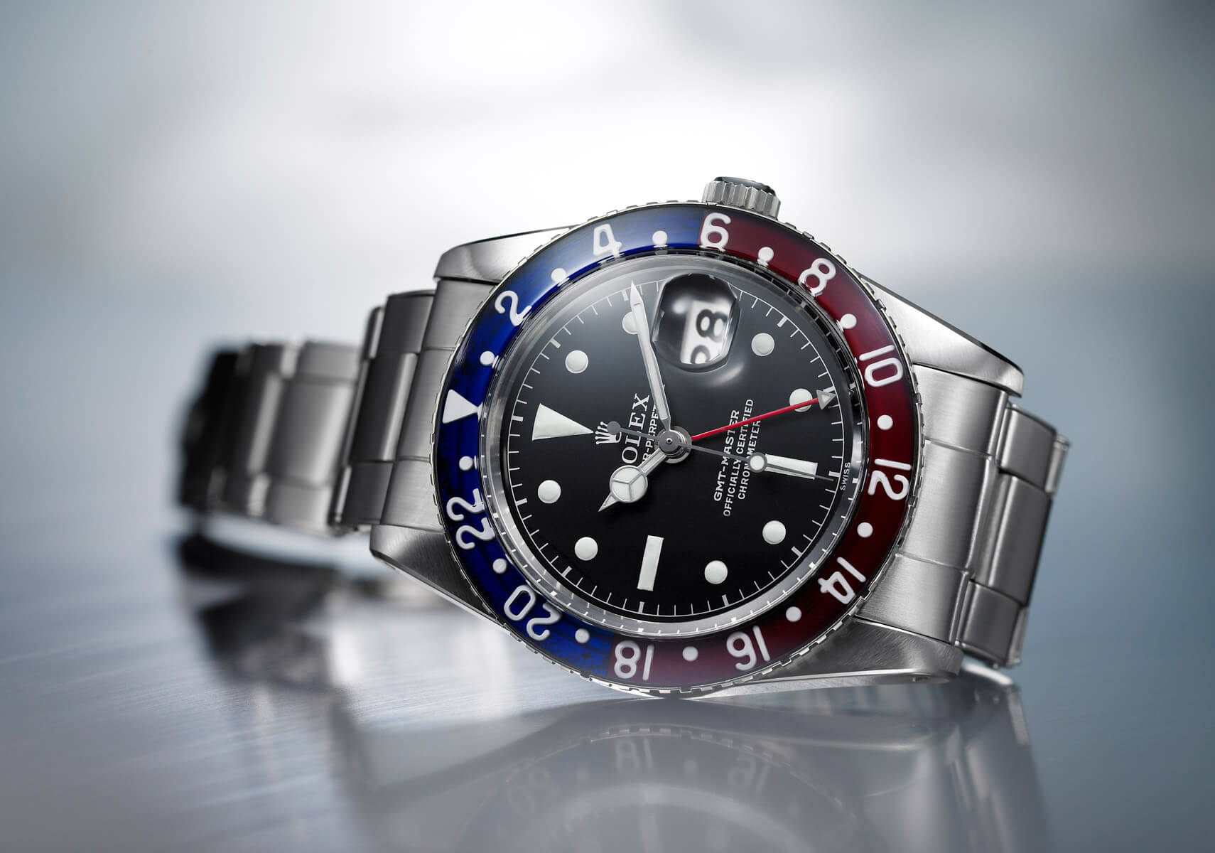 the-cosmopolitan-watch the-cosmopolitan-watch