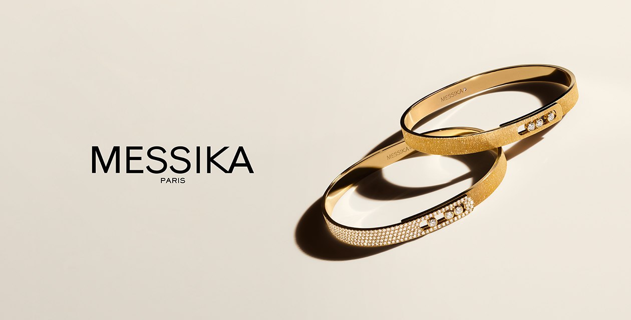 Image title messika model banner