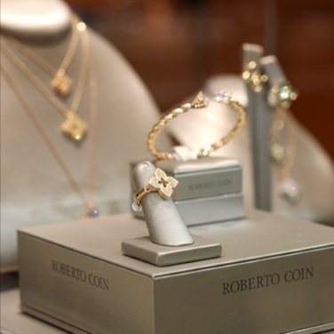 Roberto Coin Jewelry Showcase